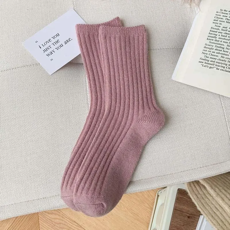 Elegant Cashmere Blend Women's Winter Socks Inspired by Japanese Style